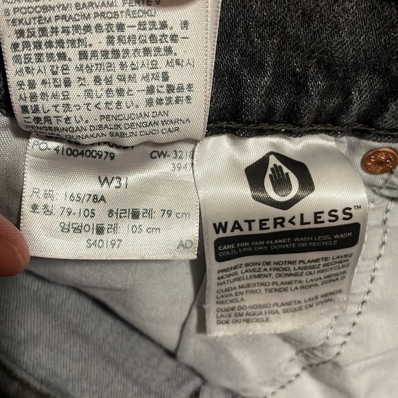 Levi’s Wedgie Button Fly Jeans - Picture 10 of 10